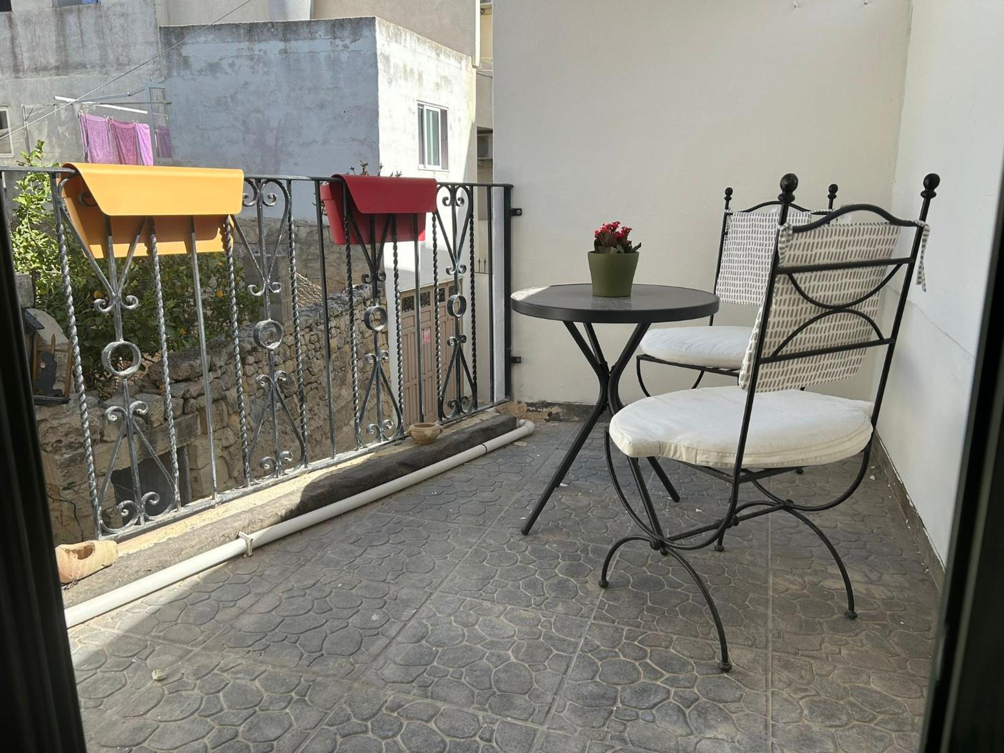 Maleth House Hotel Naxxar Bagian luar foto