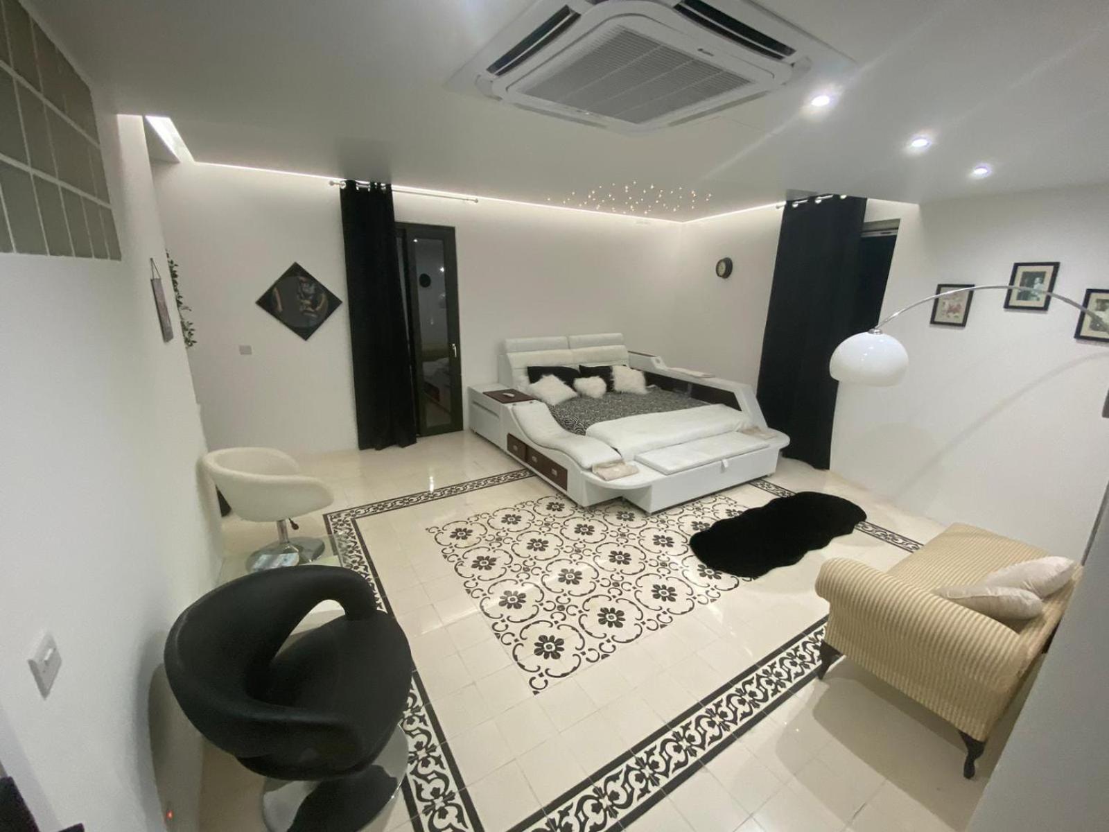 Maleth House Hotel Naxxar Bagian luar foto